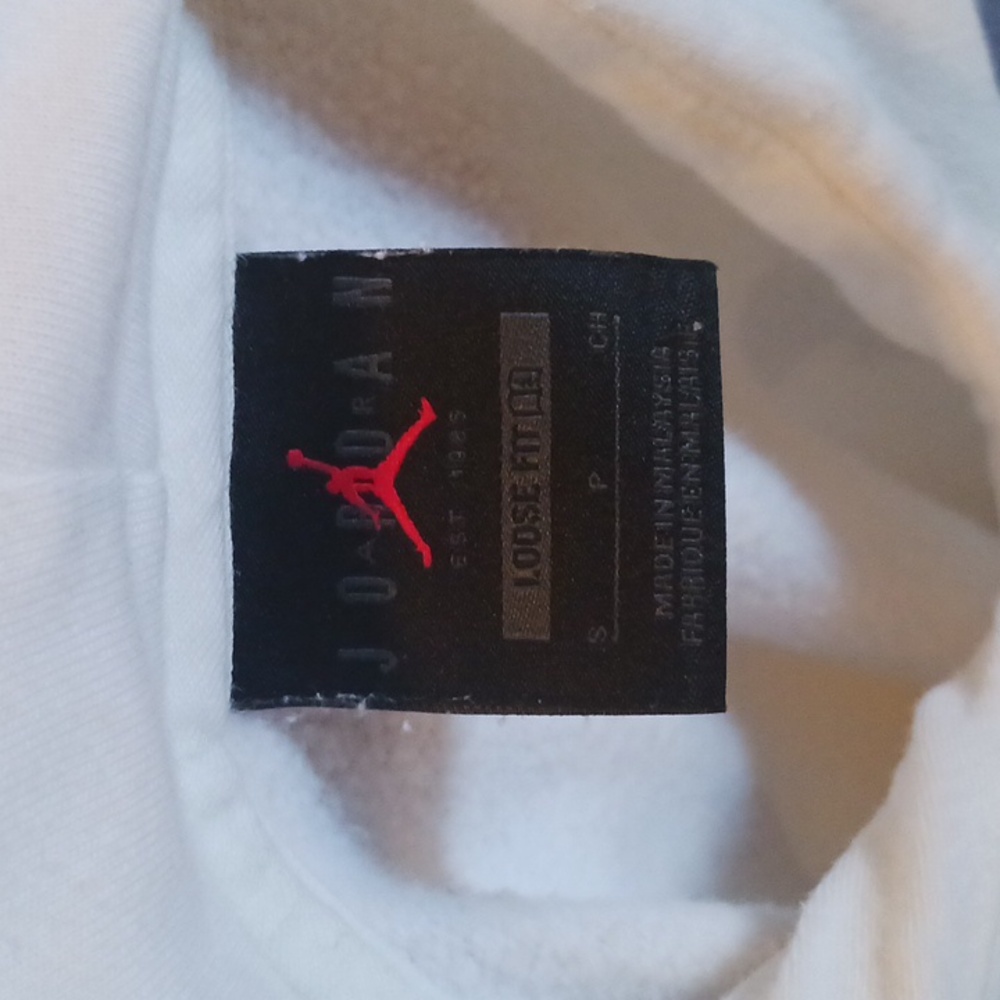 Air Jordan Artist Series hoodie SMALL - Picture 8 of 12